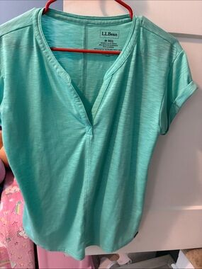 L.L. Bean Women's Teal Split-Neck Short Sleeve Tee